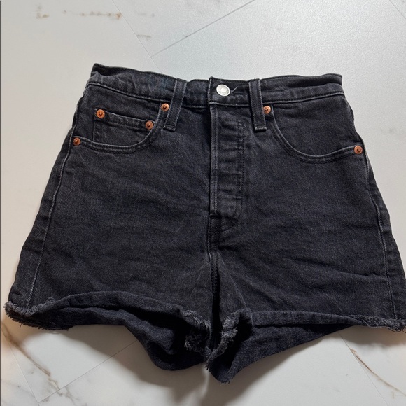 Levi’s 501 Ribcage Short Cut Off Distressed size 24 Black Jean Logo retro trendy - Picture 3 of 8